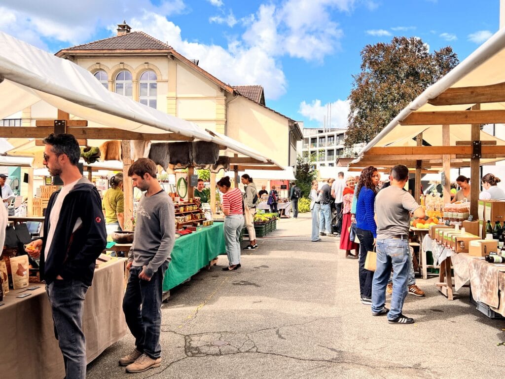A)	Der Ostschweizer Biomarkt fand bereits zum 21. Mal in Weinfelden statt. 